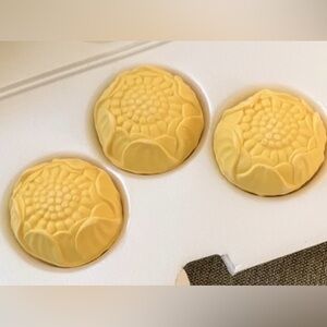 Vintage Avon Flowerfrost Collection